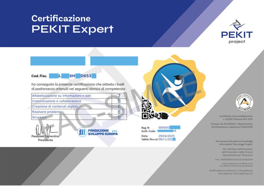 Facsimile del certificato PEKIT Expert CIAD con livelli di competenza digitale, codice QR e riferimenti Accredia.